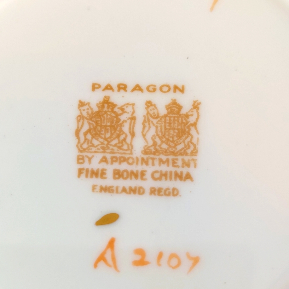 Paragon Pink Gold Filigree Tea Cup & Saucer - Picture 10 of 11